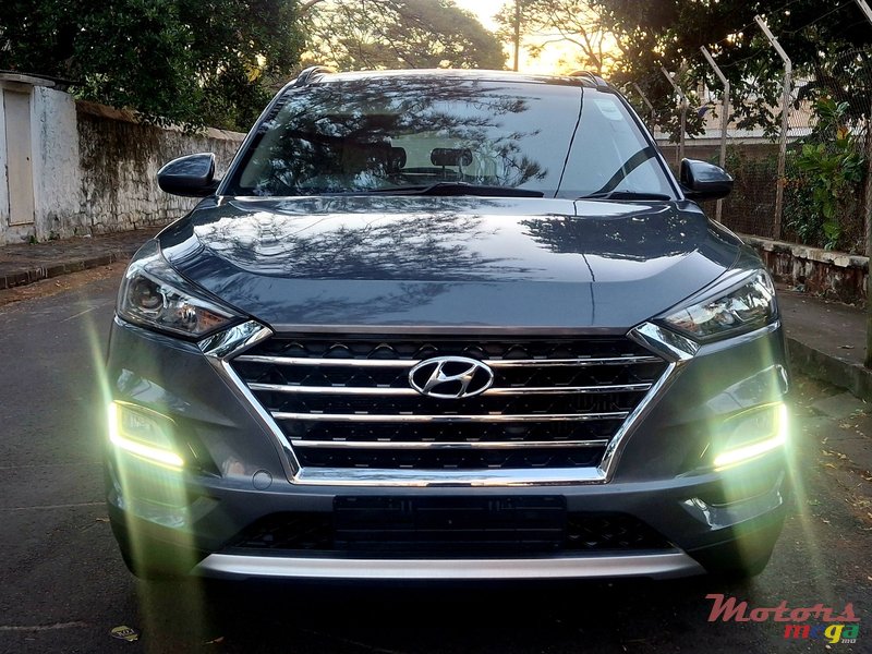 2020' Hyundai photo #2