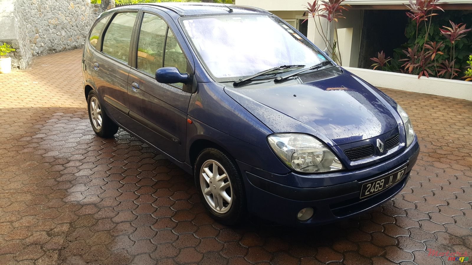 2002' Renault Scenic 1.9 turbo diesel photo #1