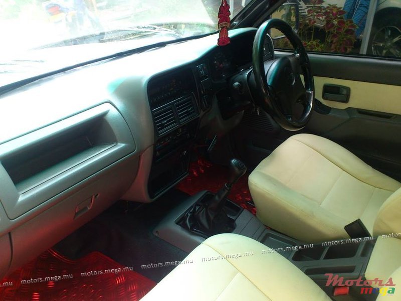 2003' Isuzu KB Series photo #6