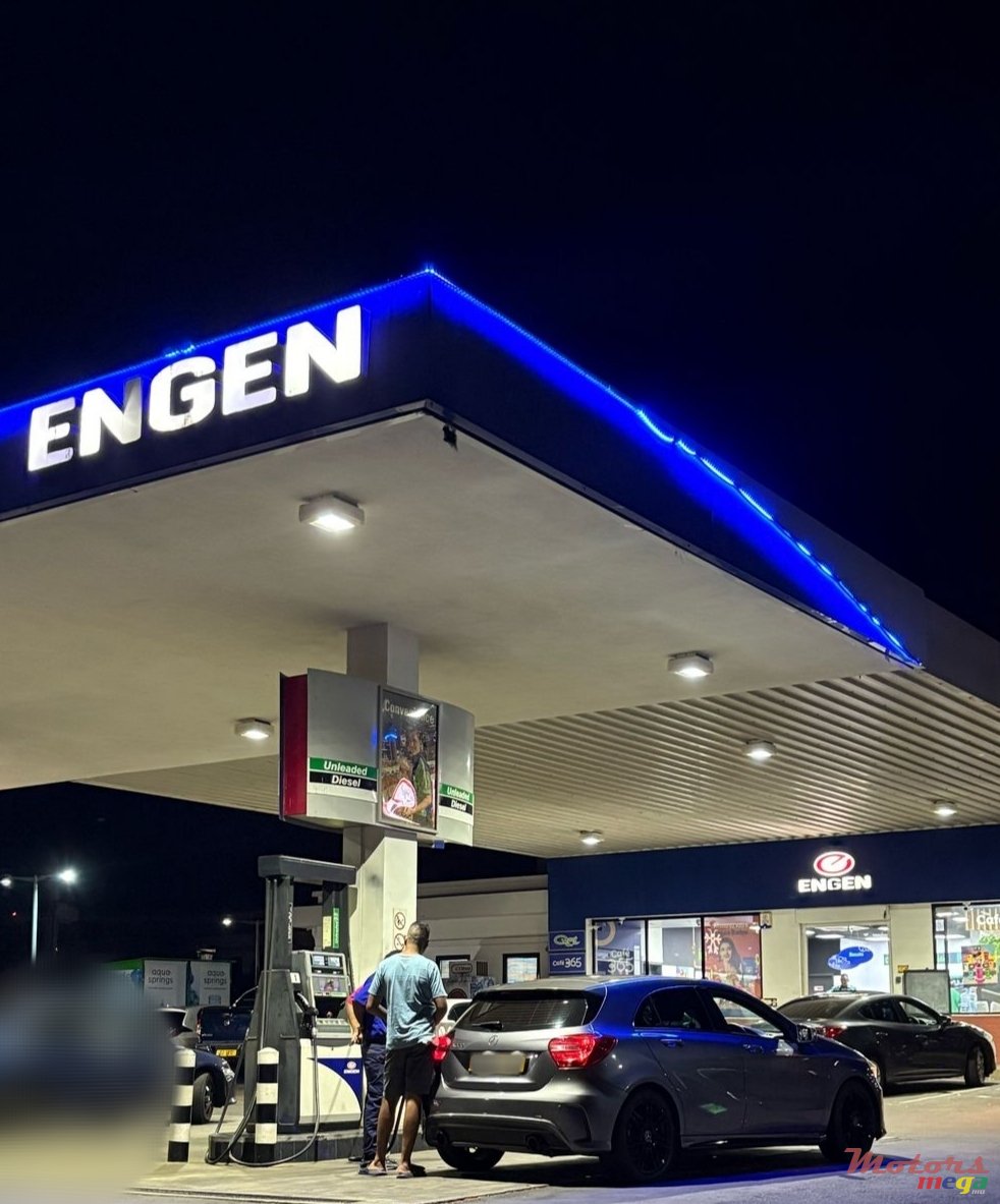 2014' Mercedes-Benz A 200 Straight pipe and Valvetronic, photo #3