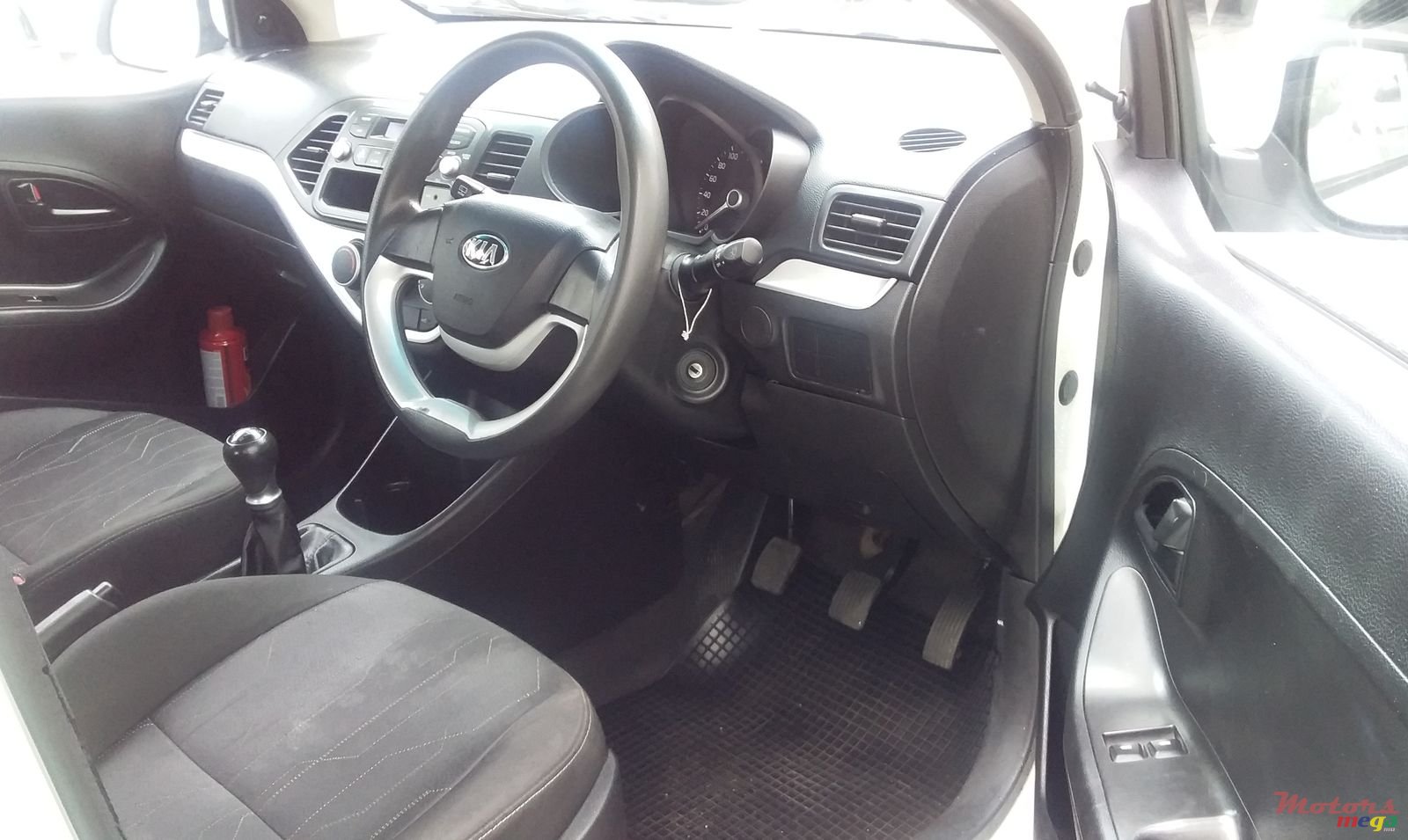 2014' Kia Picanto photo #3