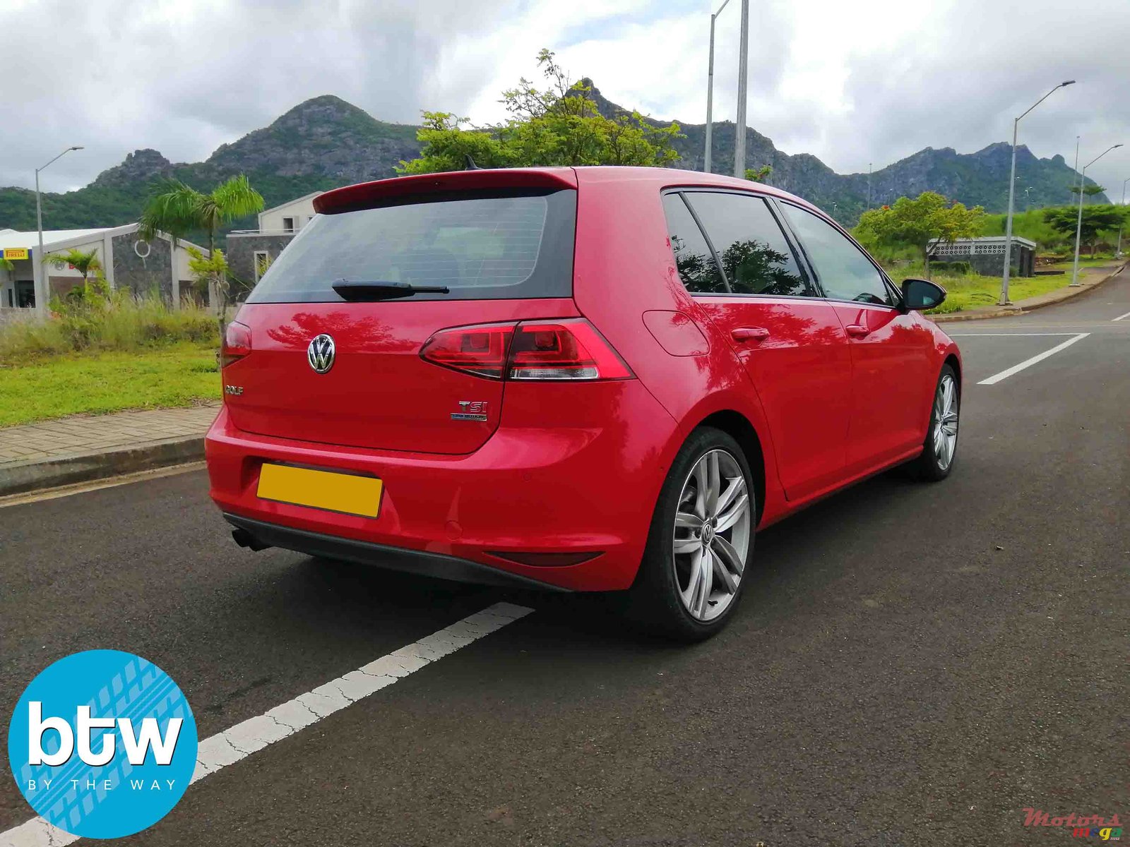 2014' Volkswagen Golf VII photo #3