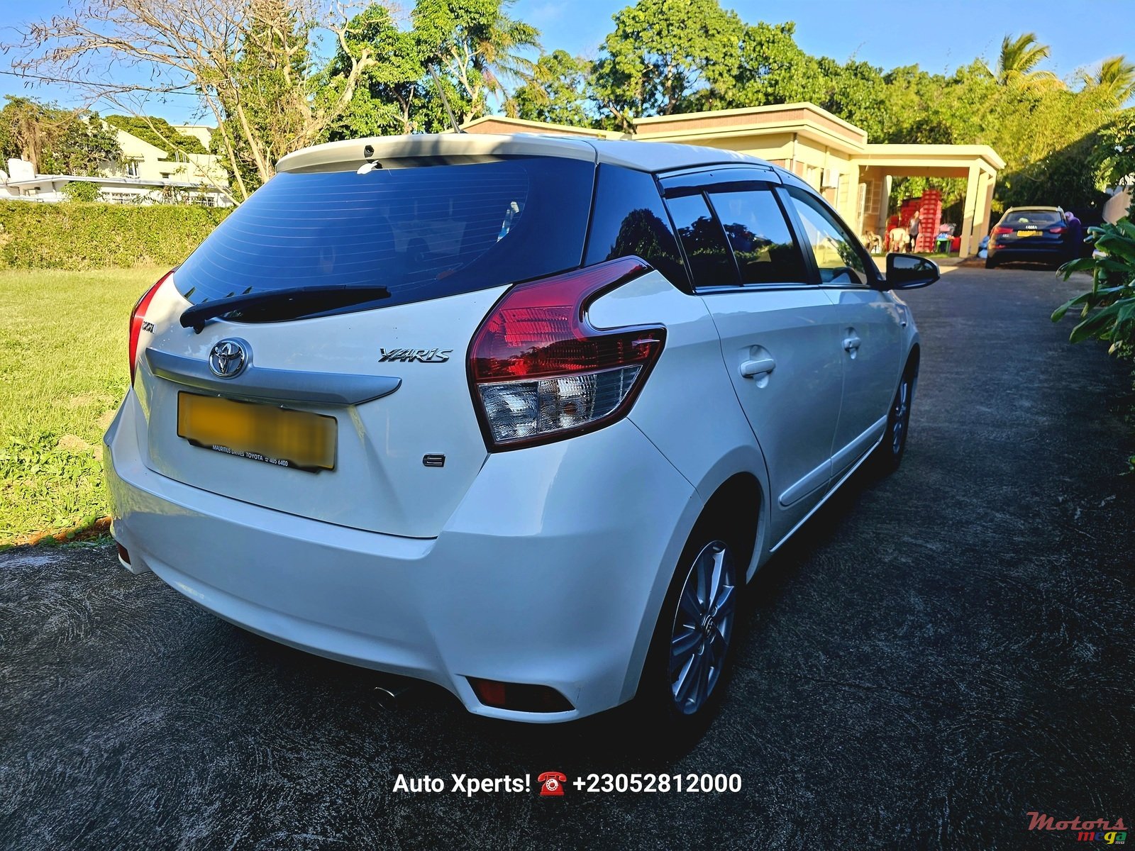 2016' Toyota Yaris photo #3