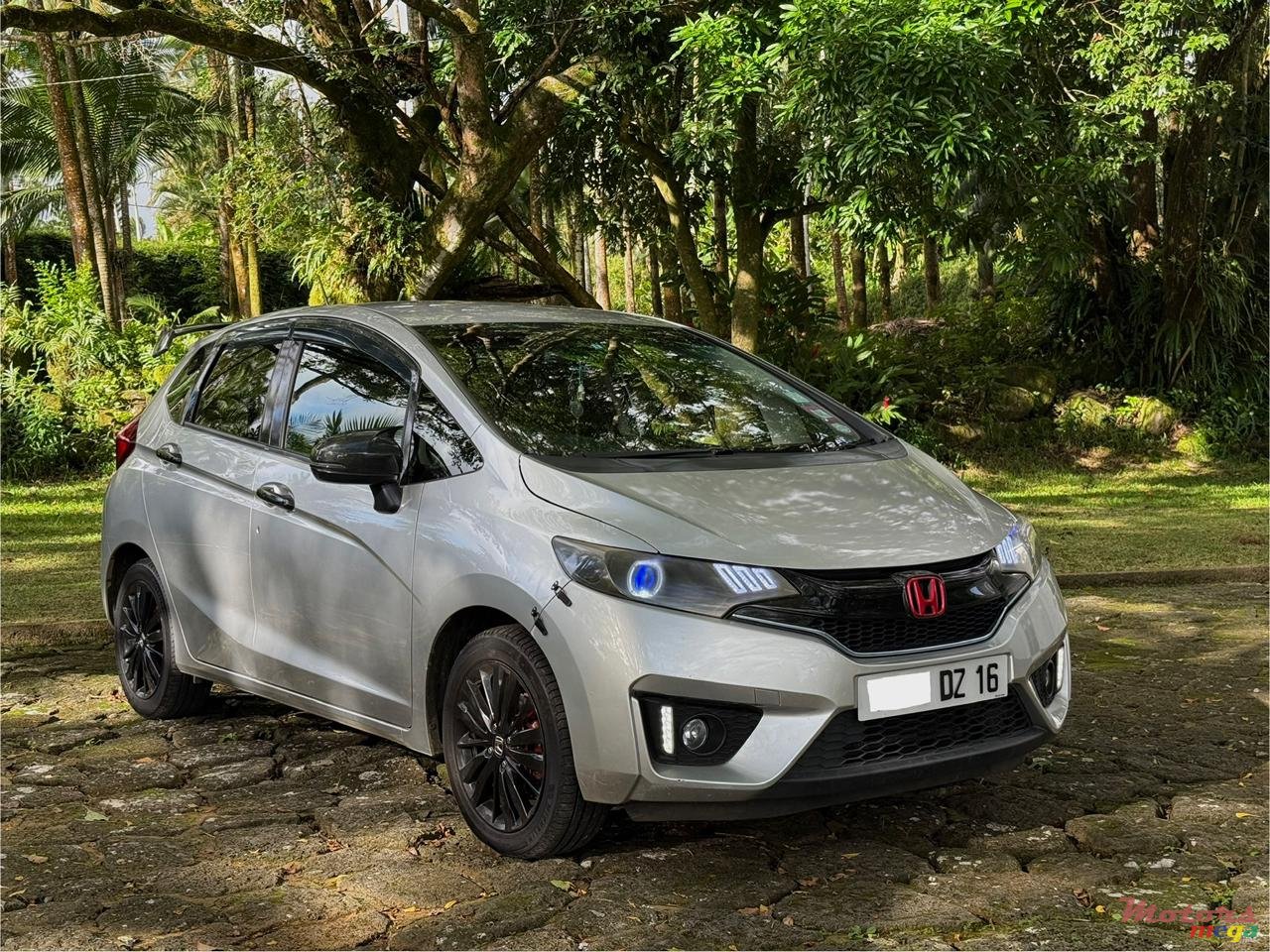 2016' Honda Fit photo #2