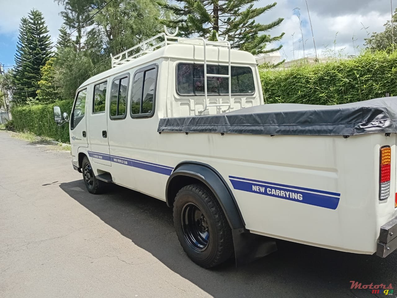 2016' JMC CARRYING 9 SEATER TRUCK photo #6