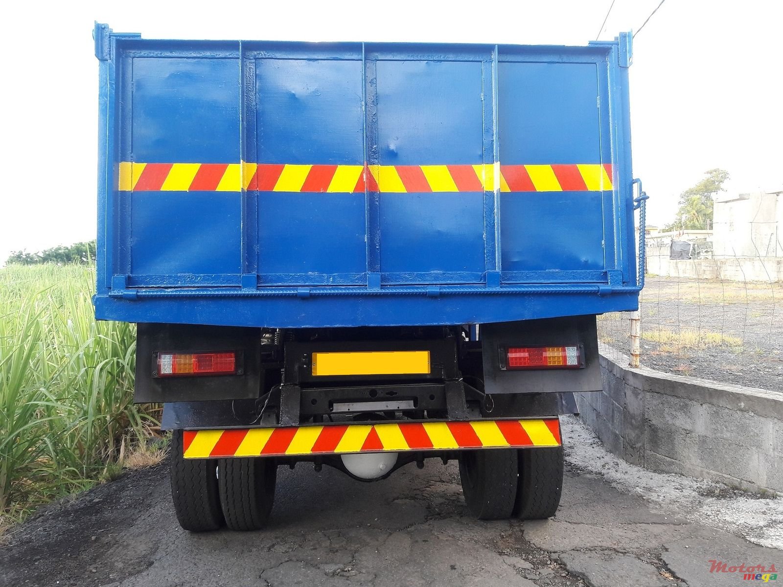 2000' Mitsubishi Canter 4D32 (Bascule) photo #4