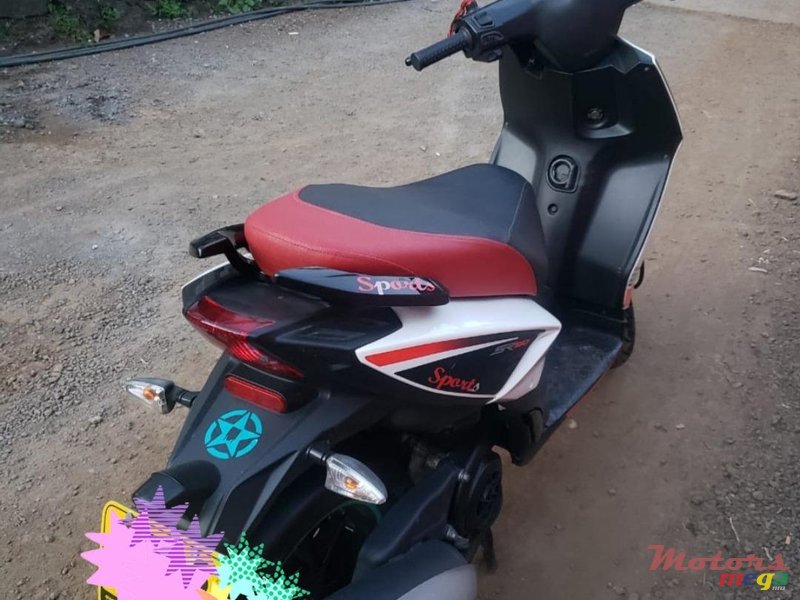 2018' K Aprilia Scooter photo #4