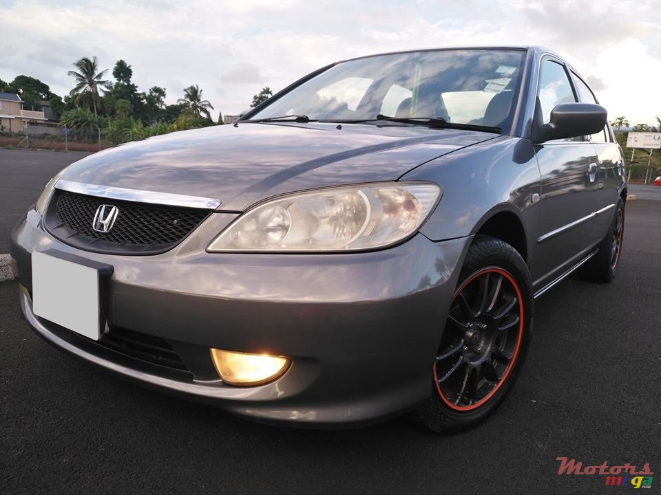 2005' Honda Civic ES5 VTI photo #2