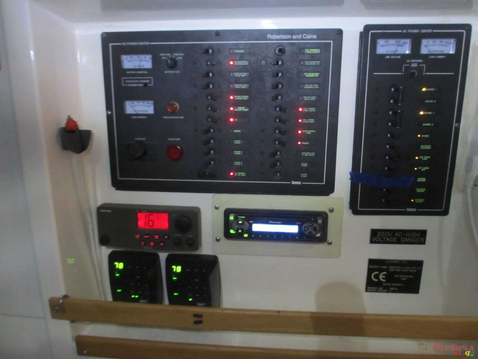 2004' Leopard 38 photo #6