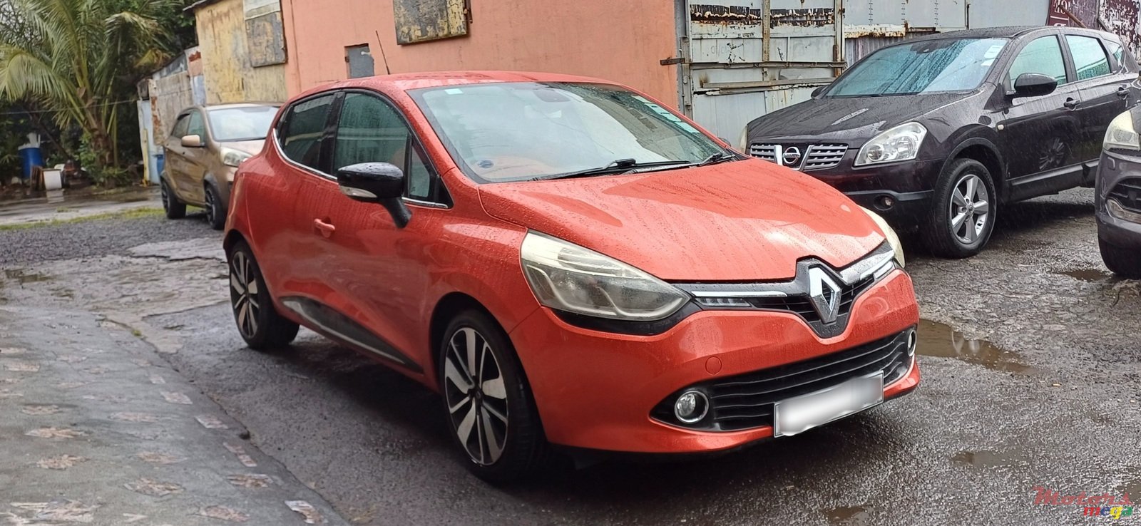 2015' Renault Clio photo #1