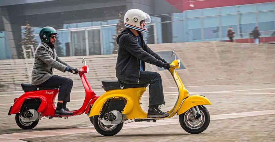 South Korea Wants To Convert Old Gas Scooters To Electric, and Will Pilot a Program