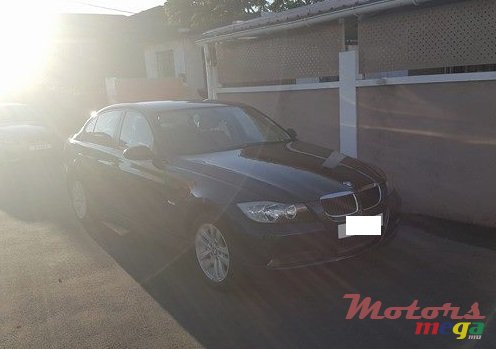 2007' BMW 320 photo #1