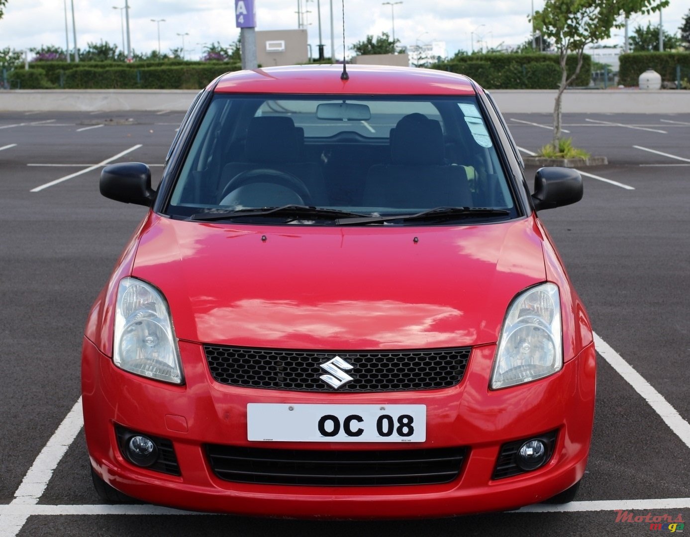 2008' Suzuki Swift VXI photo #1