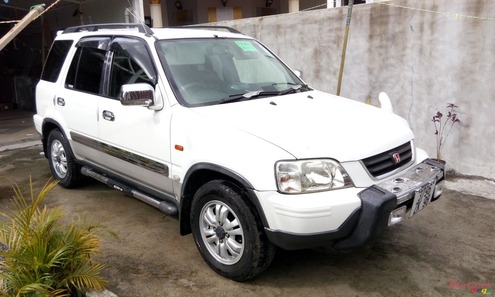 1998' Honda CR-V SUV— 2.0 AWD photo #1