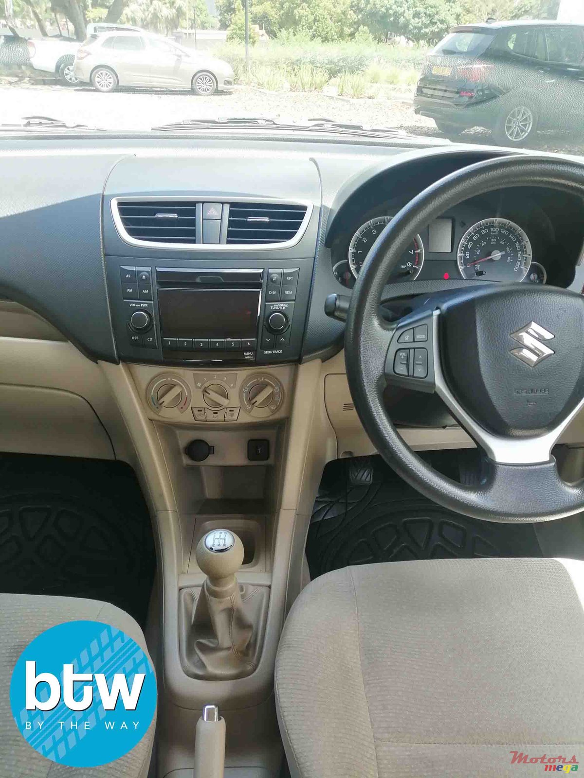 2014' Suzuki Swift Dzire photo #6