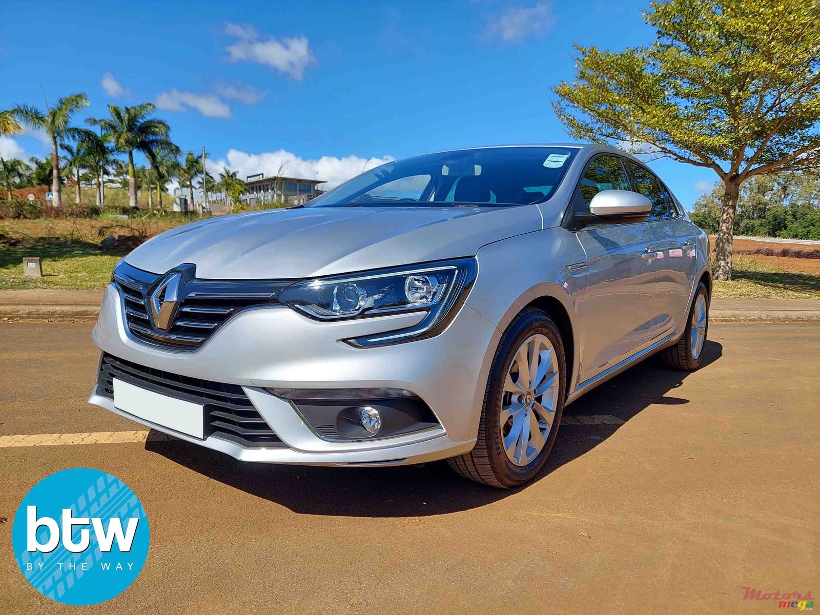 2017' Renault Megane photo #2