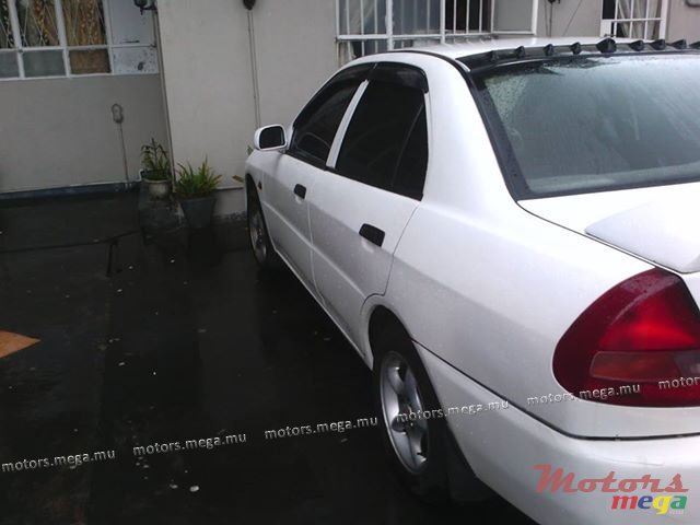 1996' Mitsubishi photo #6