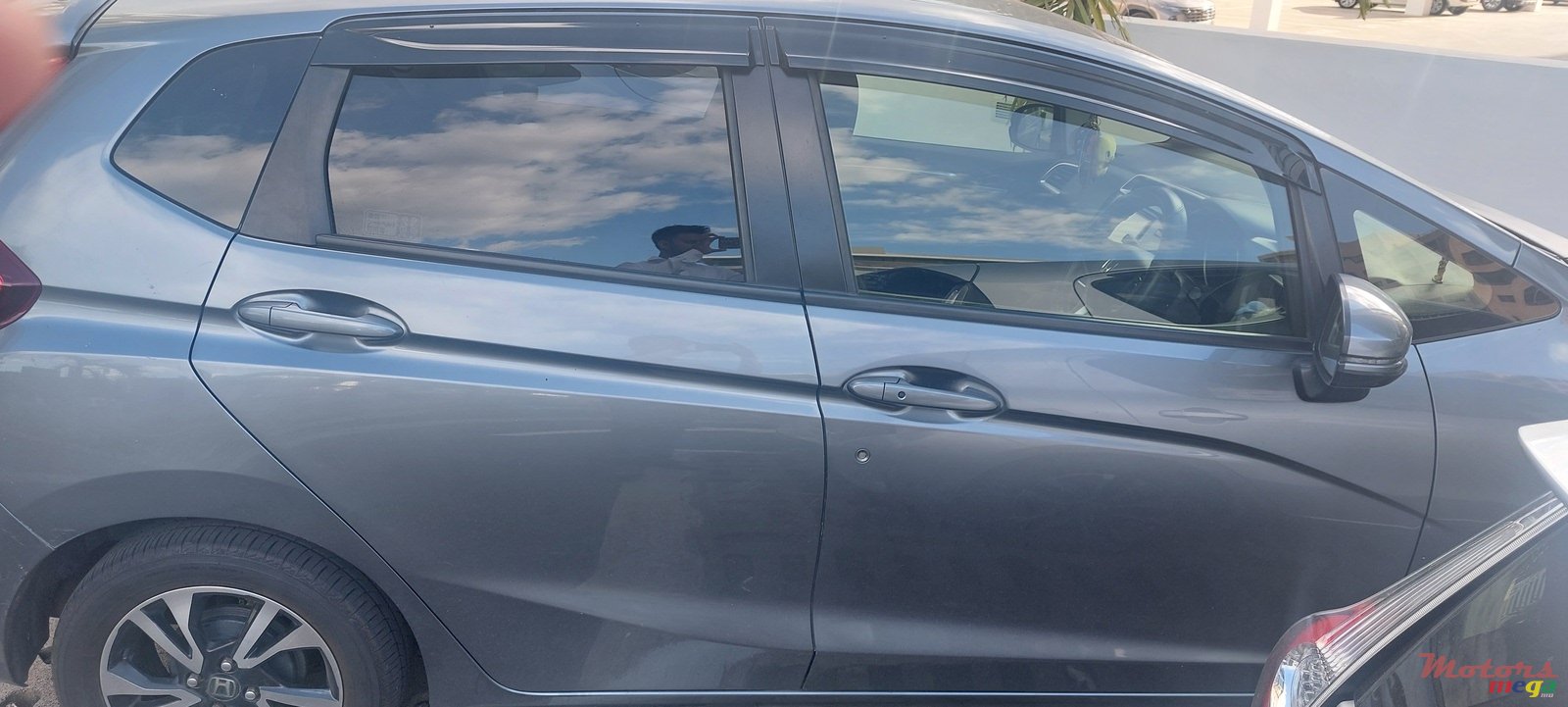 2018' Honda Fit F Package photo #1