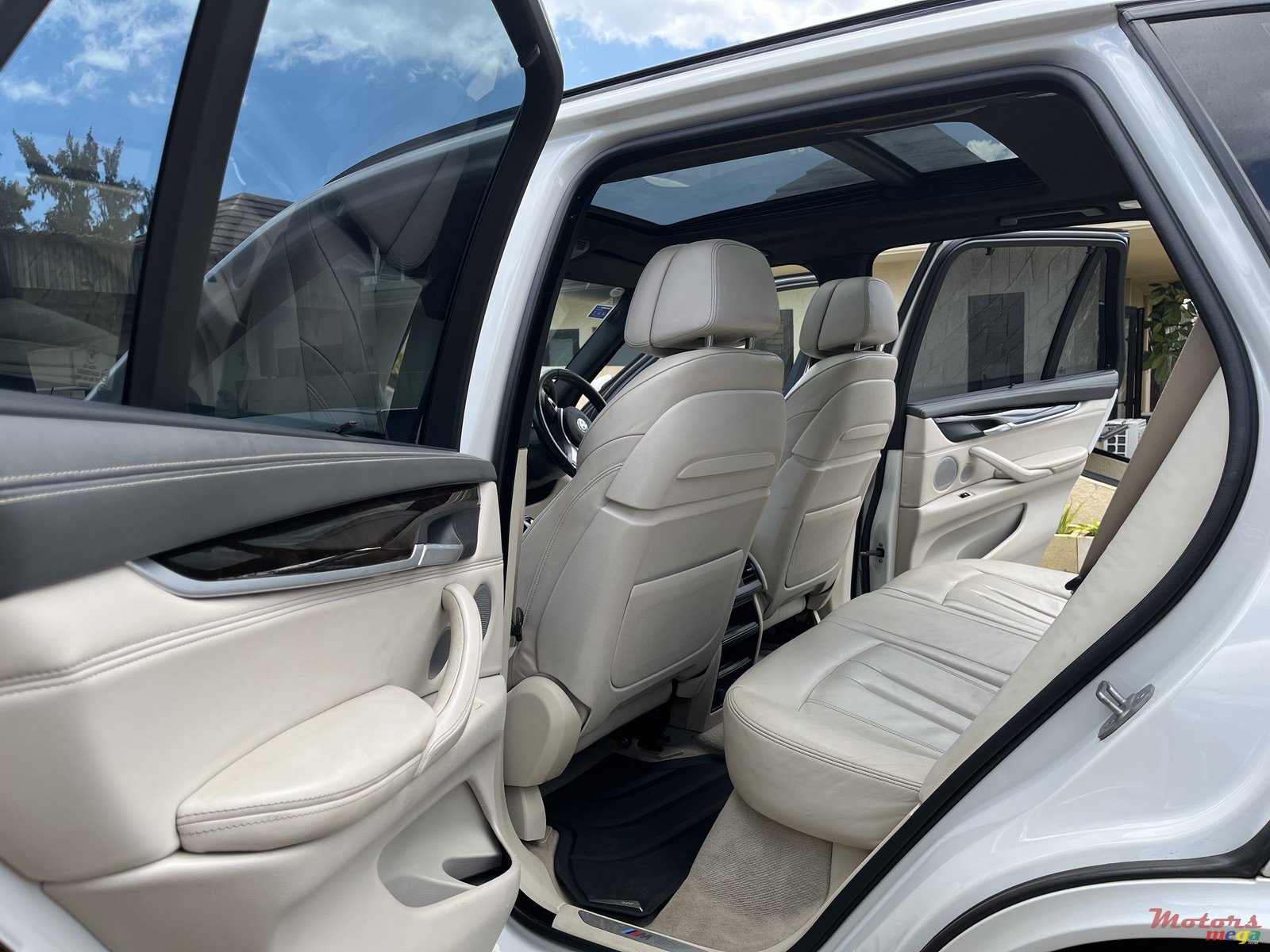 2014' BMW X5 M photo #7