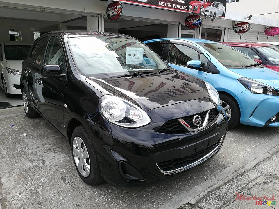 2015' Nissan March photo #1