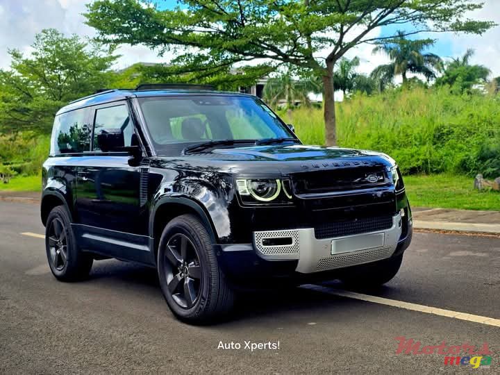 2021' Land Rover Defender photo #3