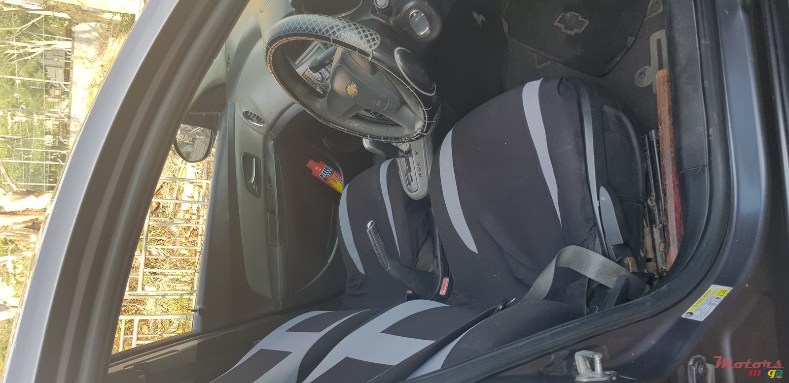 2011' Chevrolet Cruze photo #5