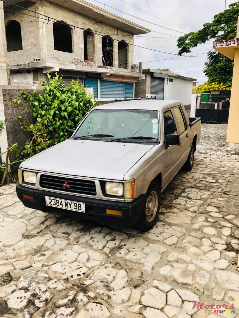 1998' Mitsubishi L 200 photo #2