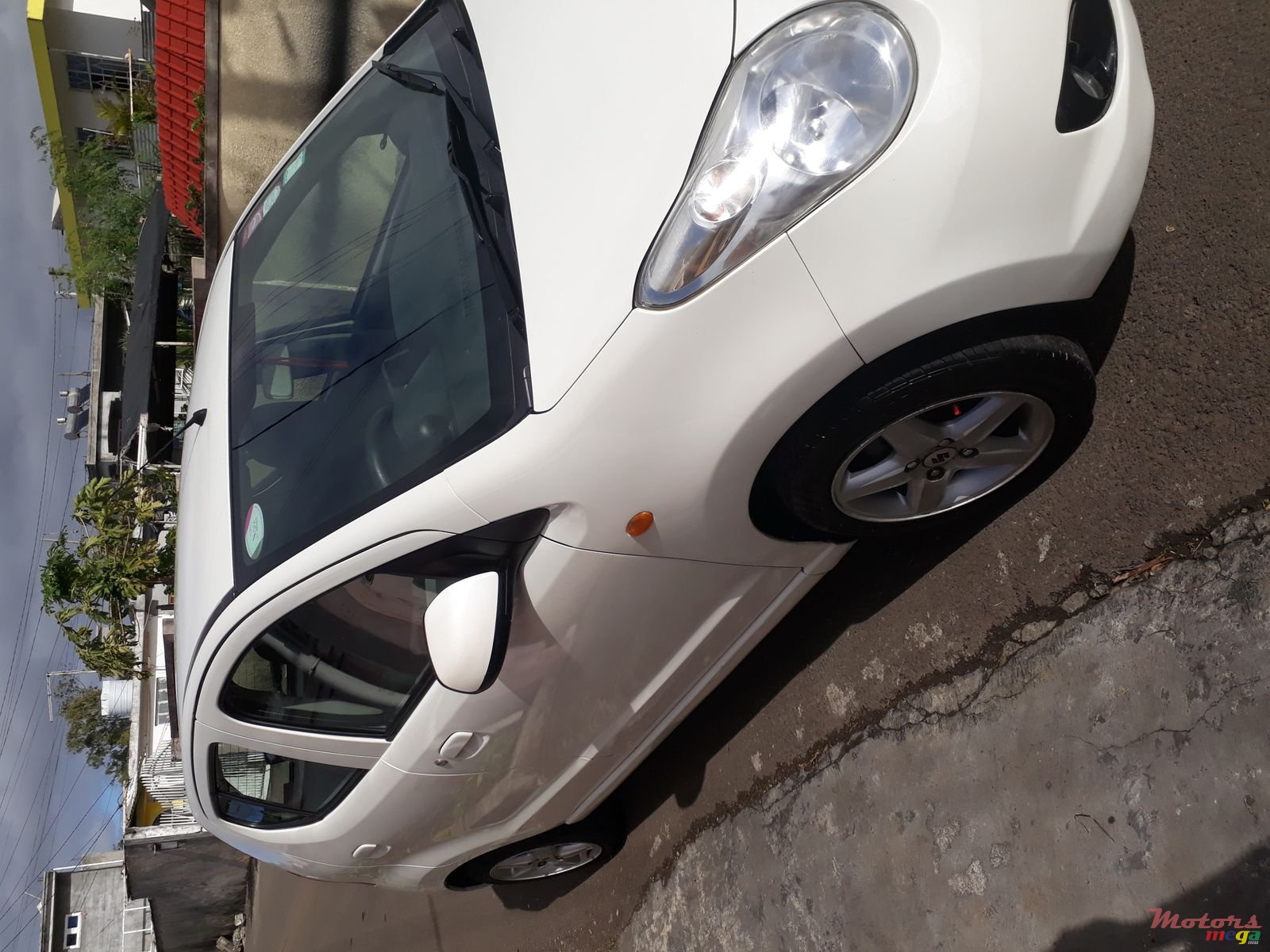 2010' Suzuki Celerio photo #3