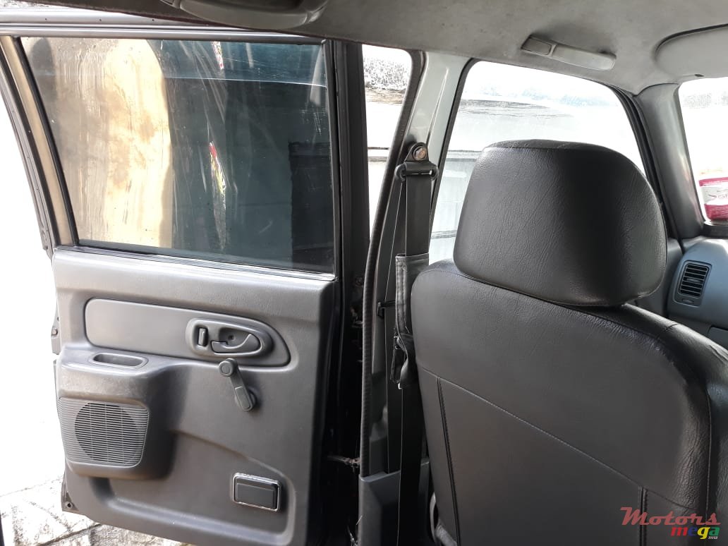 2000' Mitsubishi L 200 photo #4