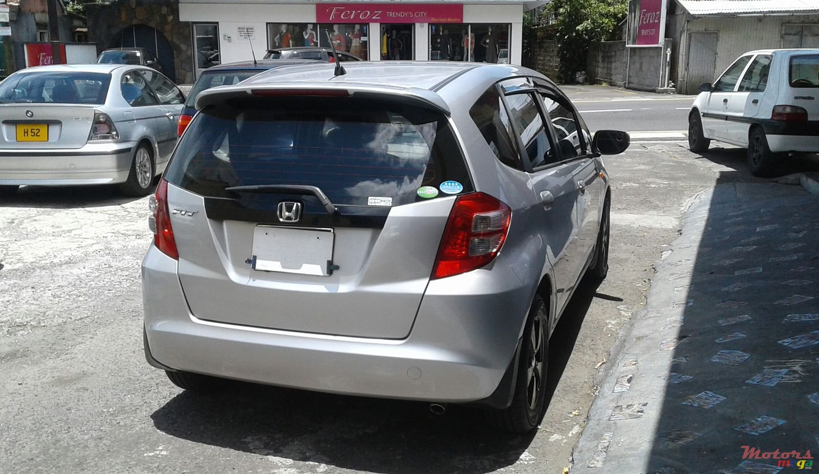 2008' Honda Fit photo #2