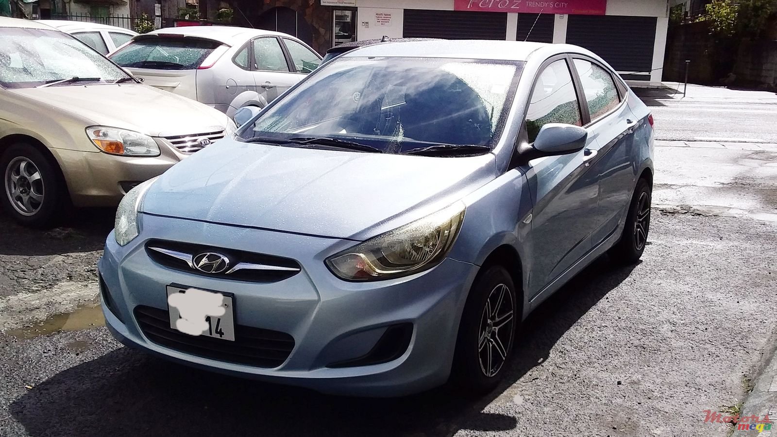 2014' Hyundai Accent photo #2