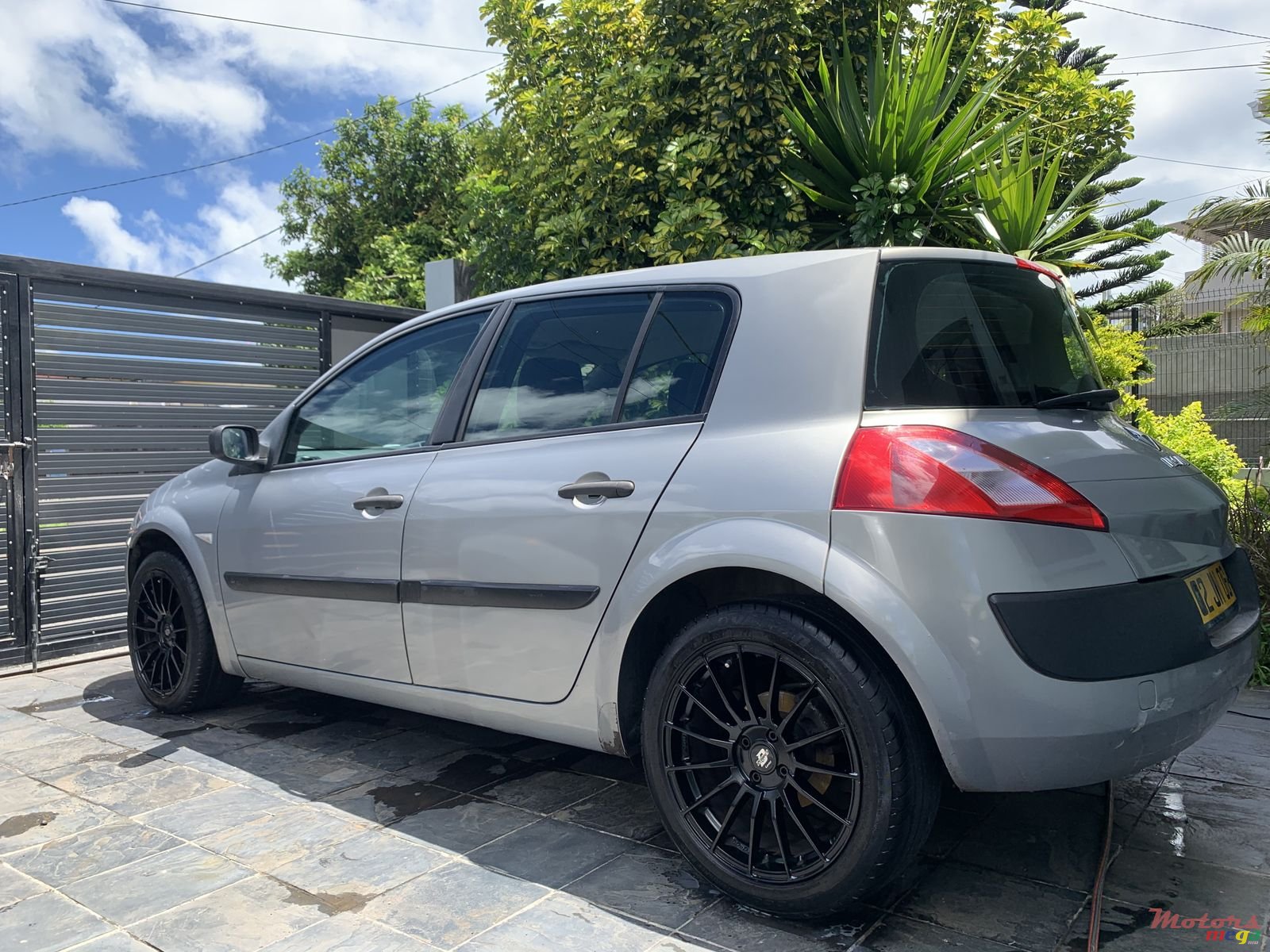 2006' Renault Megane photo #1