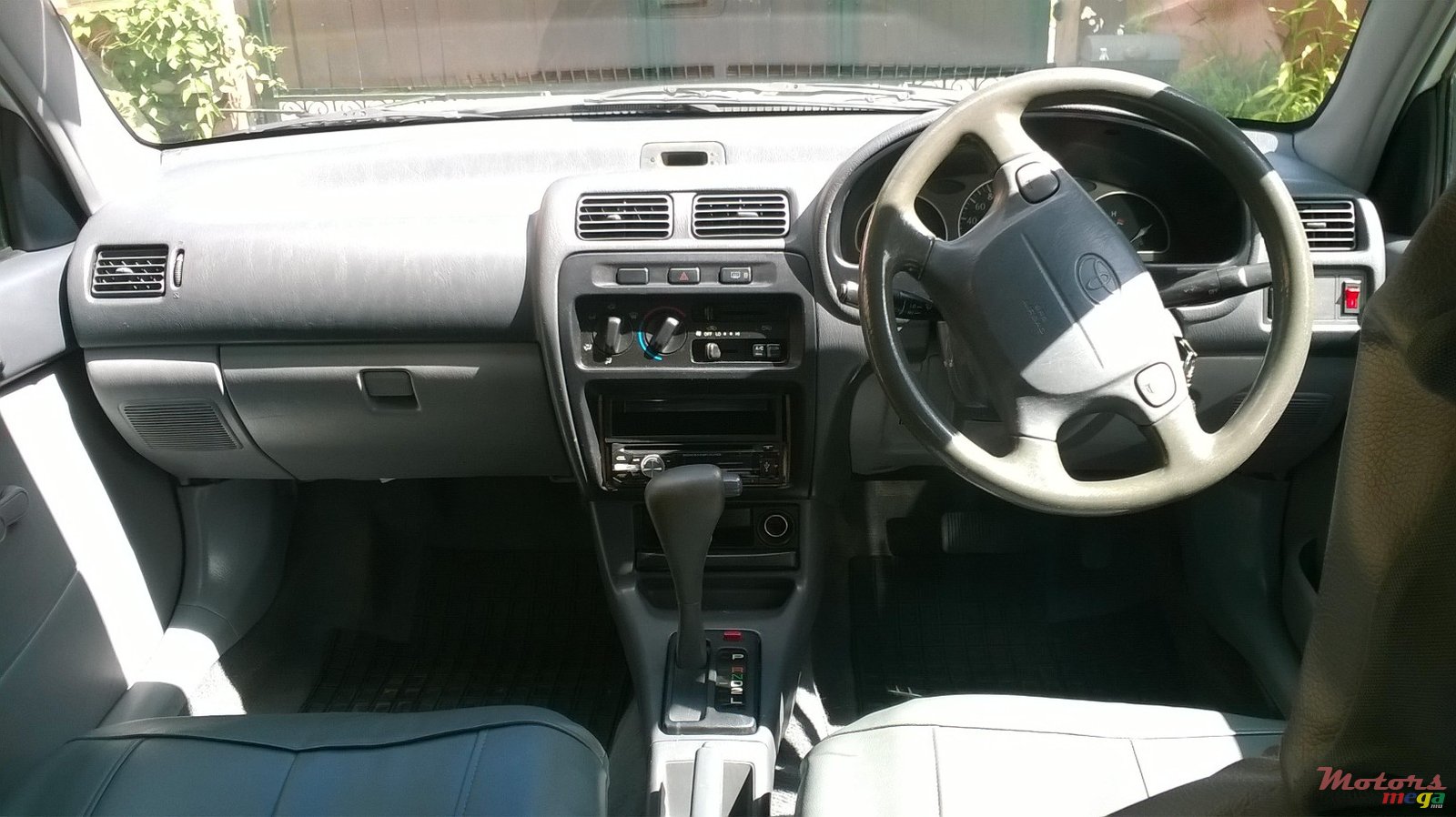 1996' Toyota Starlet photo #4