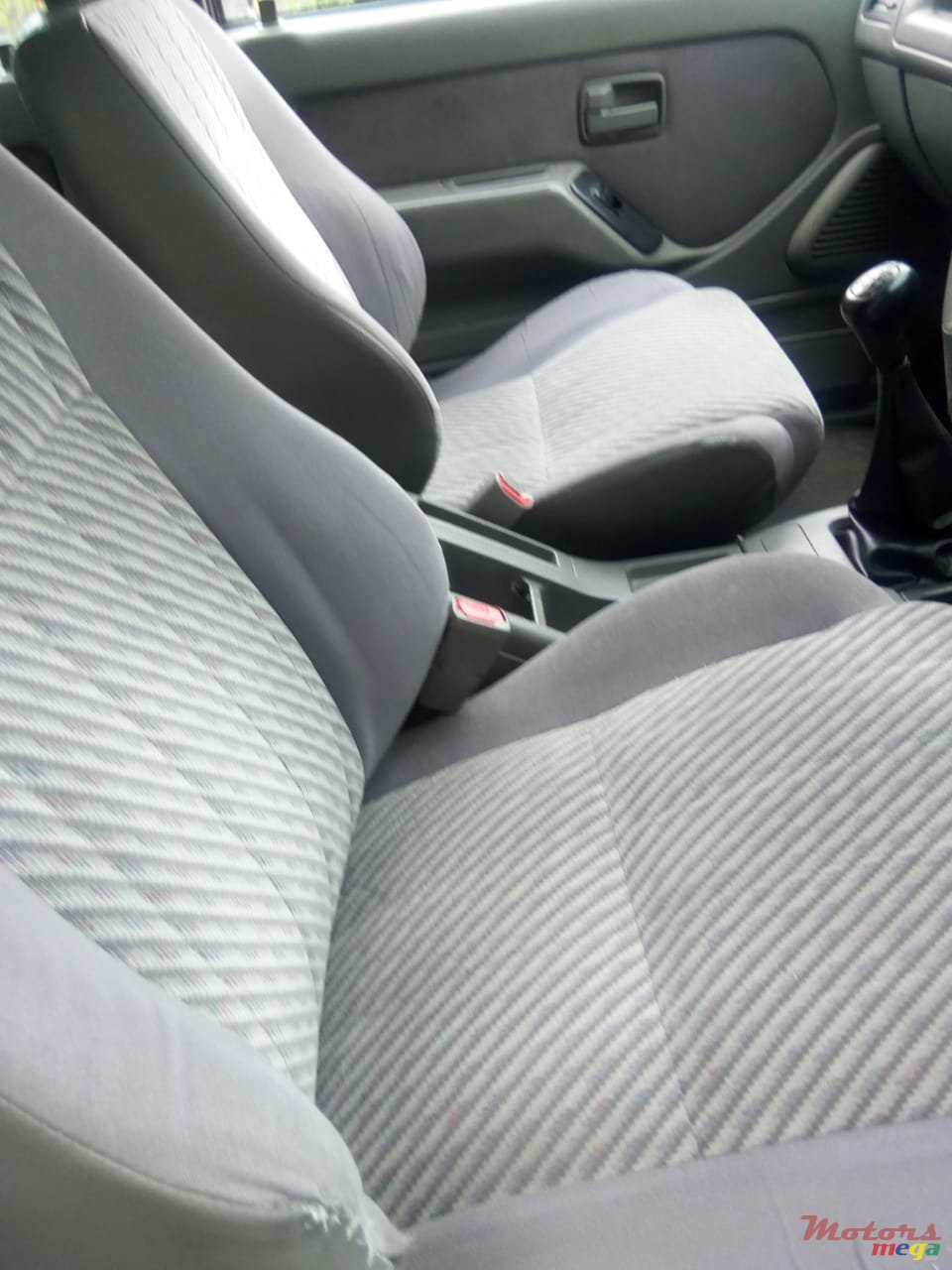 2001' Isuzu TFR photo #7