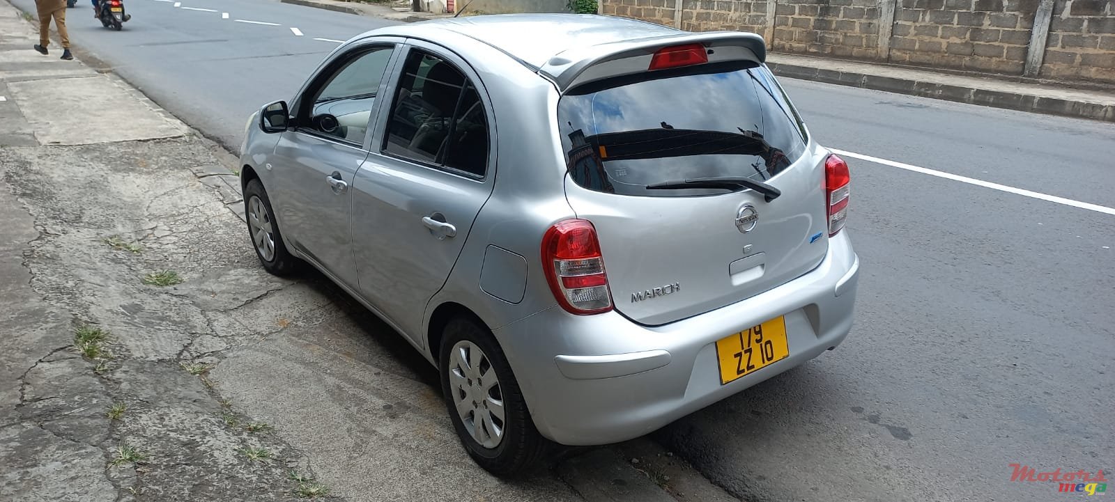 2010' Nissan March Ak13 photo #3