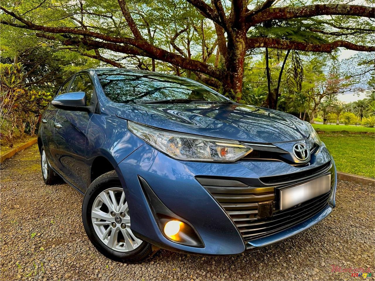 2018' Toyota Yaris photo #1
