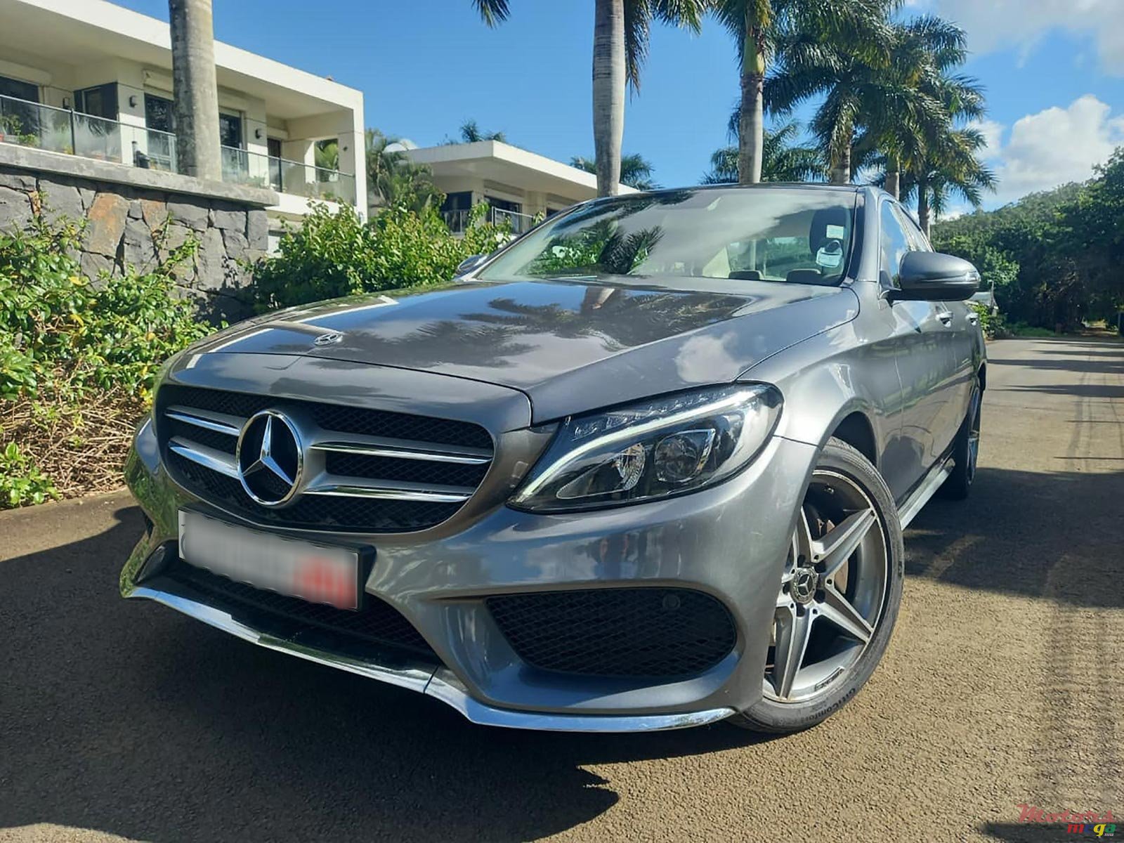 2017' Mercedes-Benz C 180 AMG 1.6 photo #1