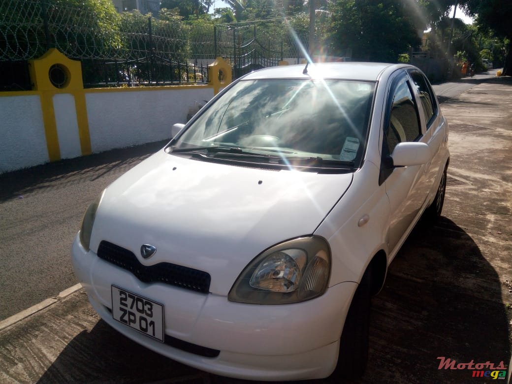 2001' Toyota Vitz AUTOMATIC EXCELLENT photo #5