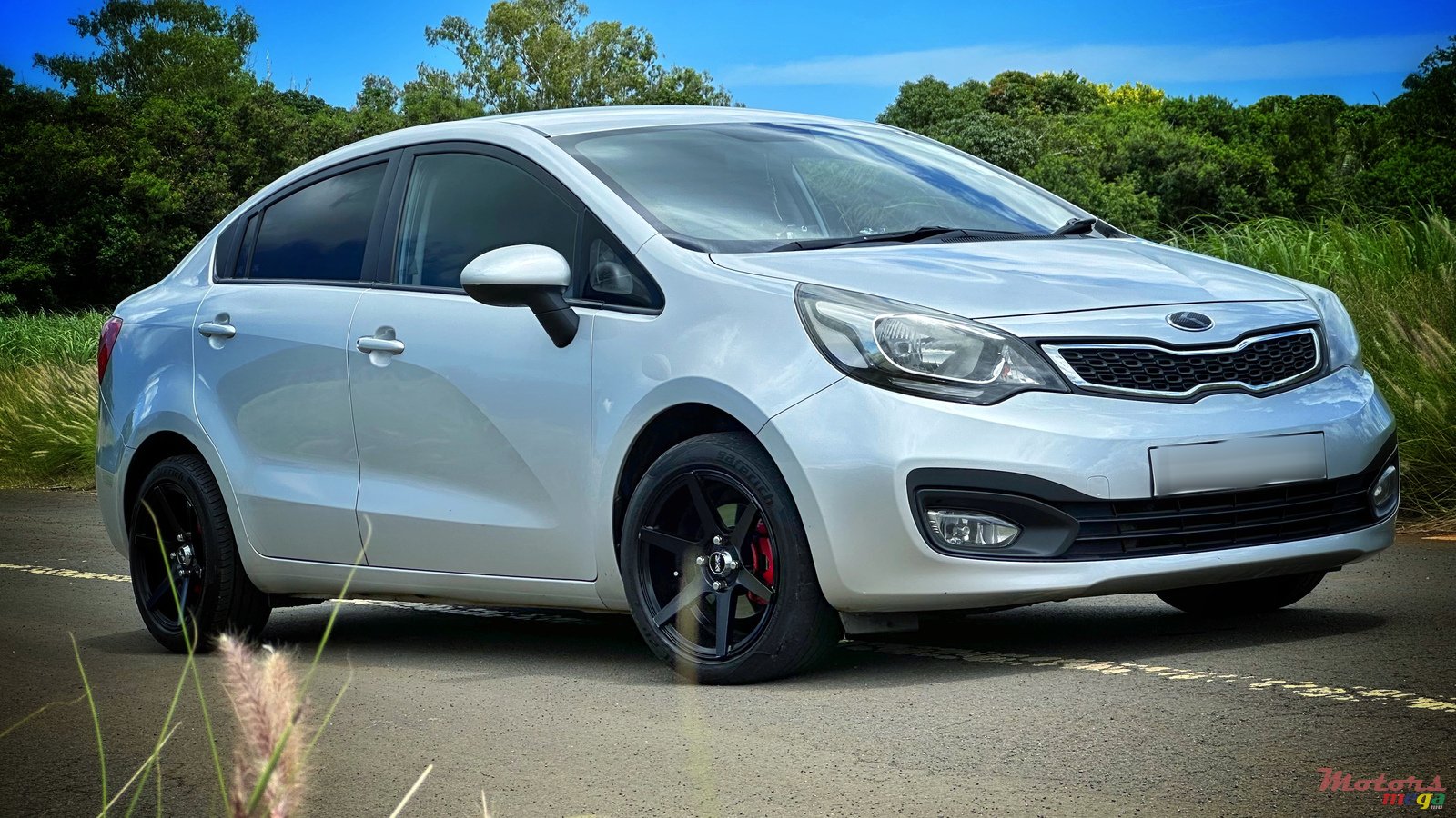 2013' Kia Rio photo #1