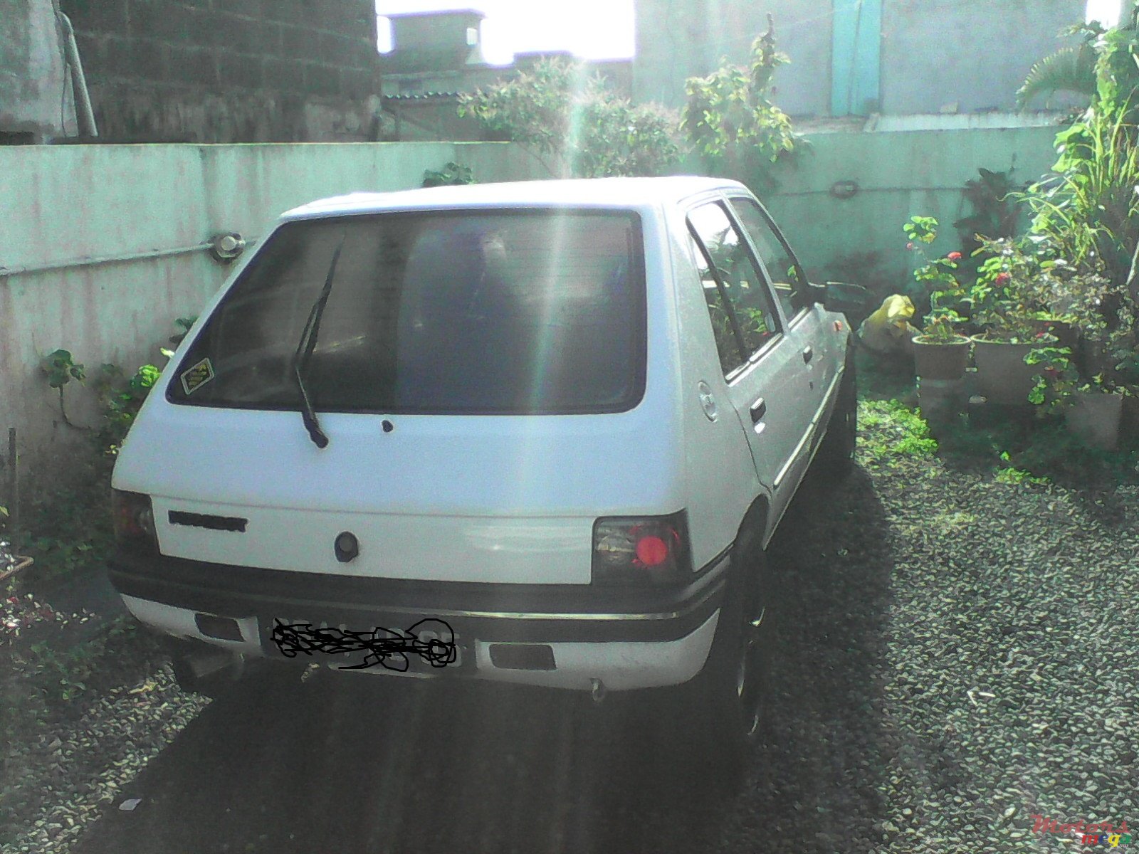 1991' Peugeot 205 photo #1
