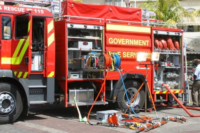 Pompiers : Rs 28 M pour un camion et une pompe à eau submersible
