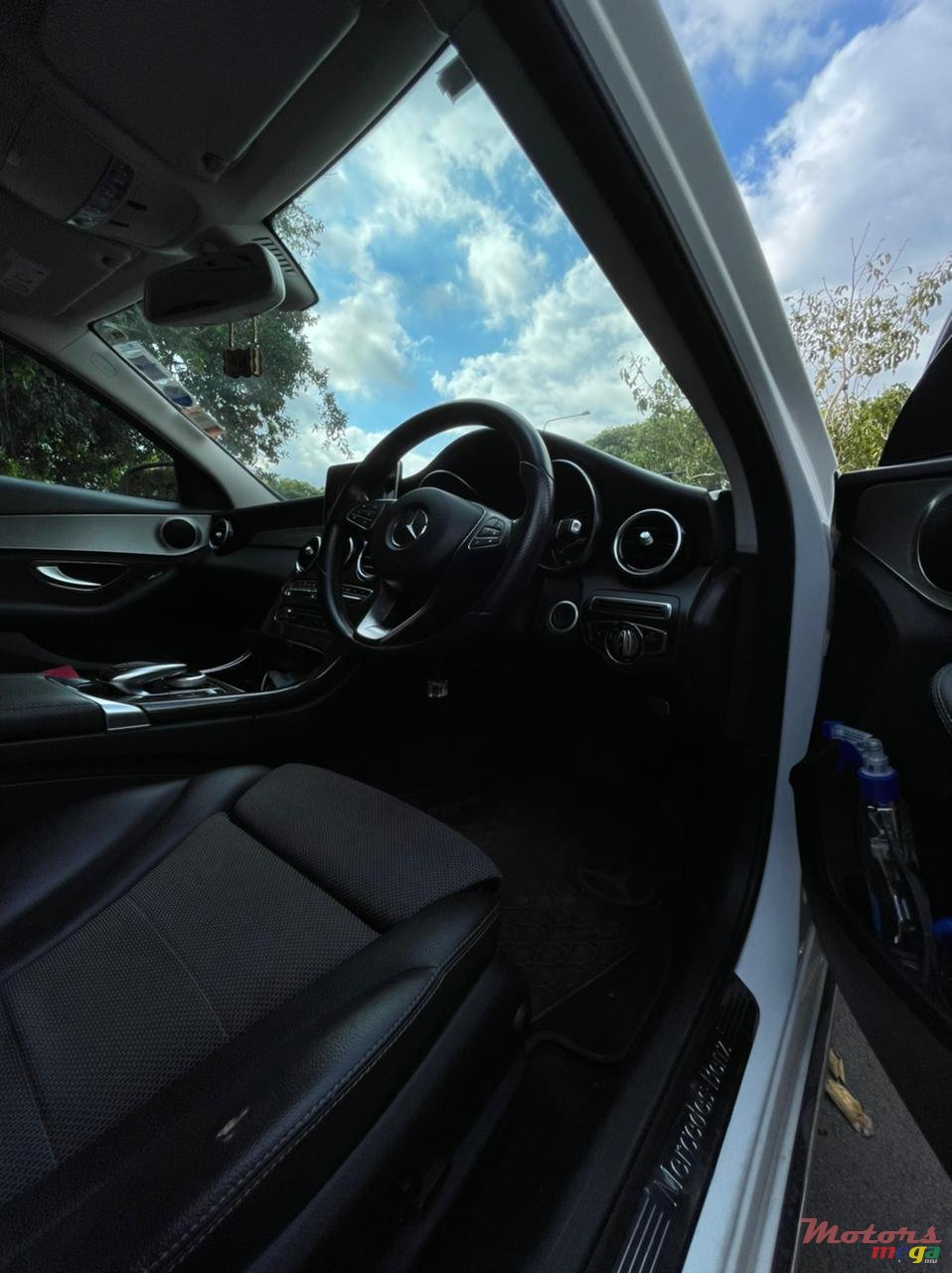 2014' Mercedes-Benz C-Class photo #4