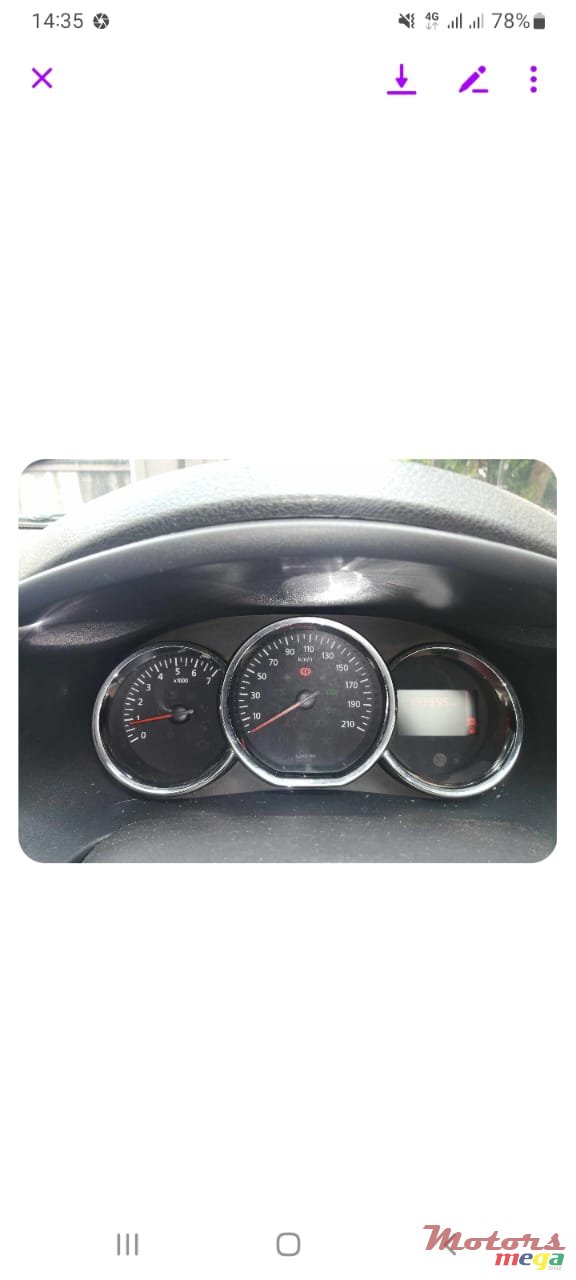 2015' Renault photo #3