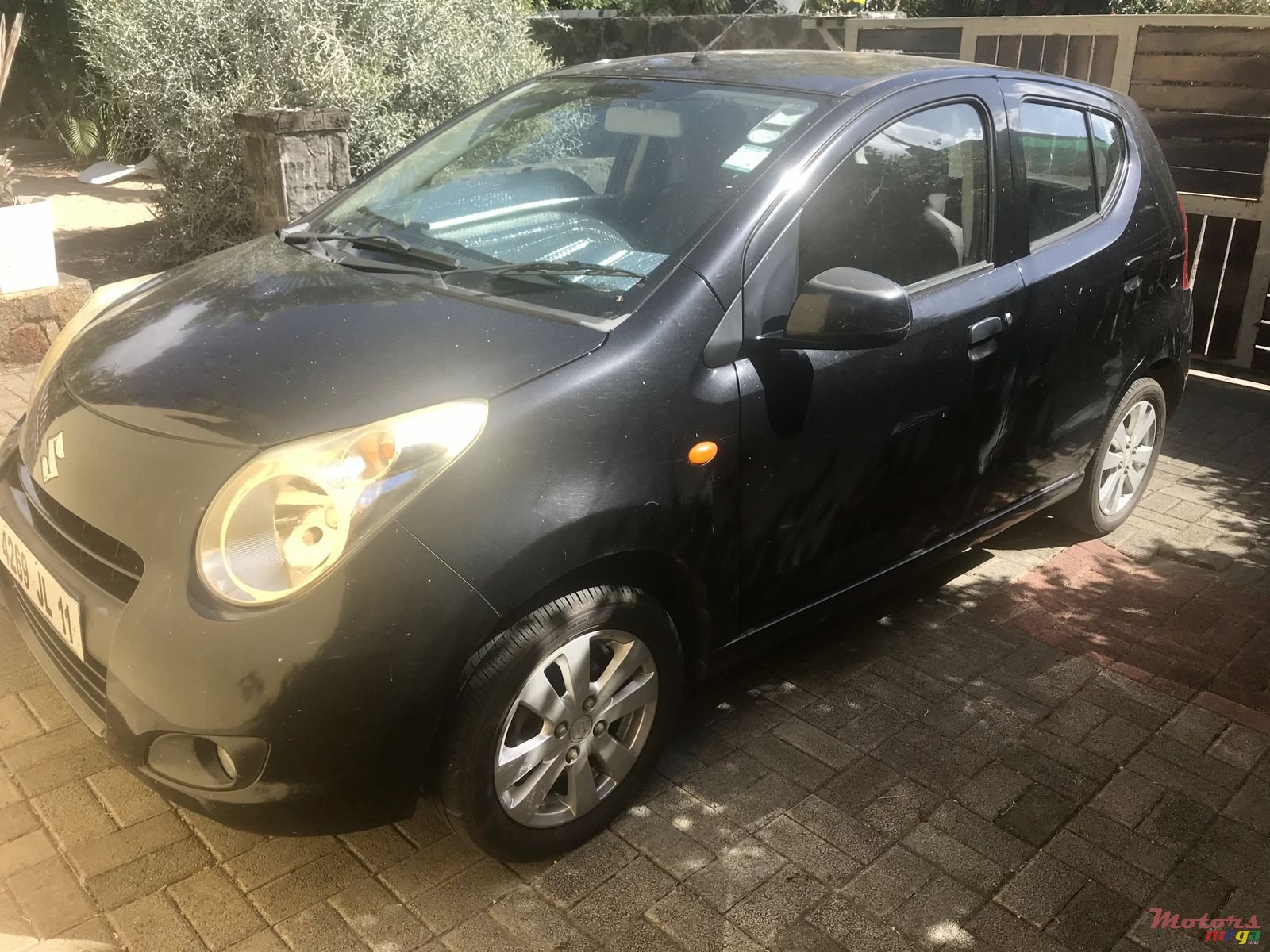 2011' Suzuki Celerio photo #2