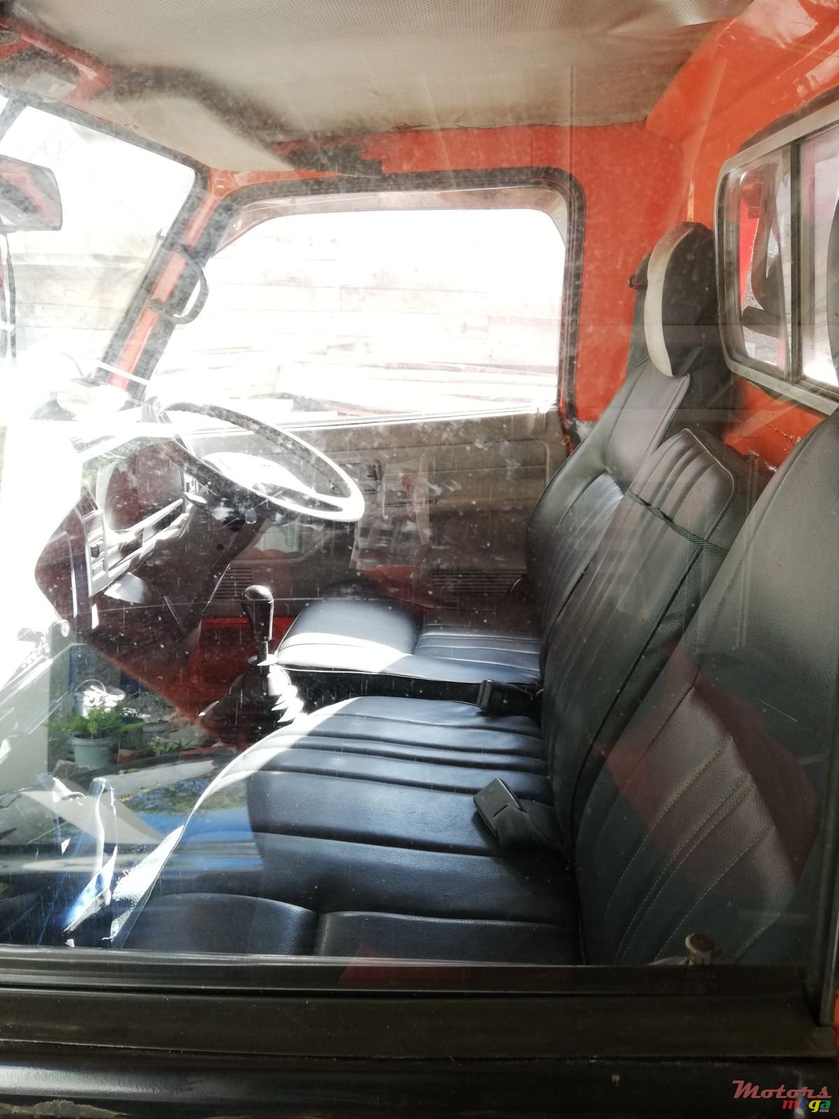 1991' Isuzu photo #4