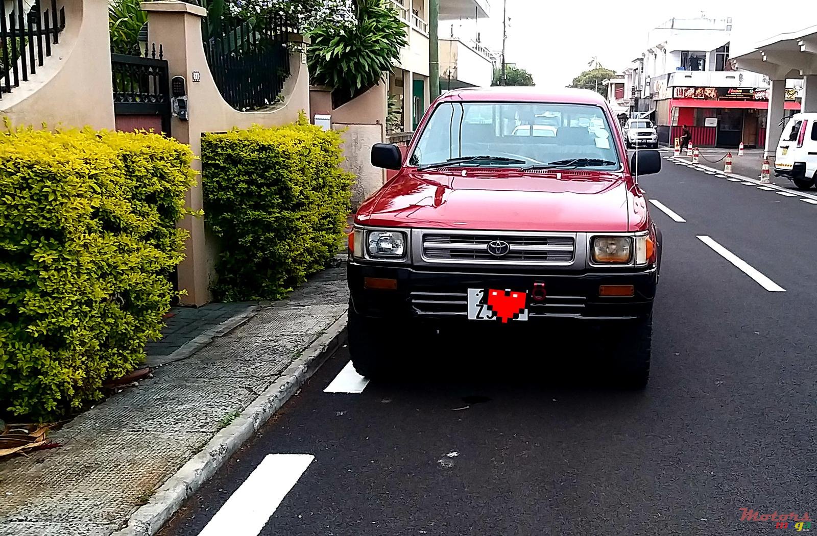 1993' Toyota Hilux any photo #2