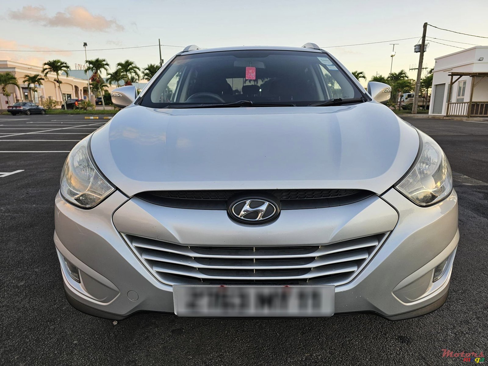 2011' Hyundai ix35 photo #1