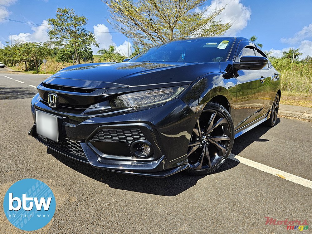 2018' Honda Civic FK7 photo #2