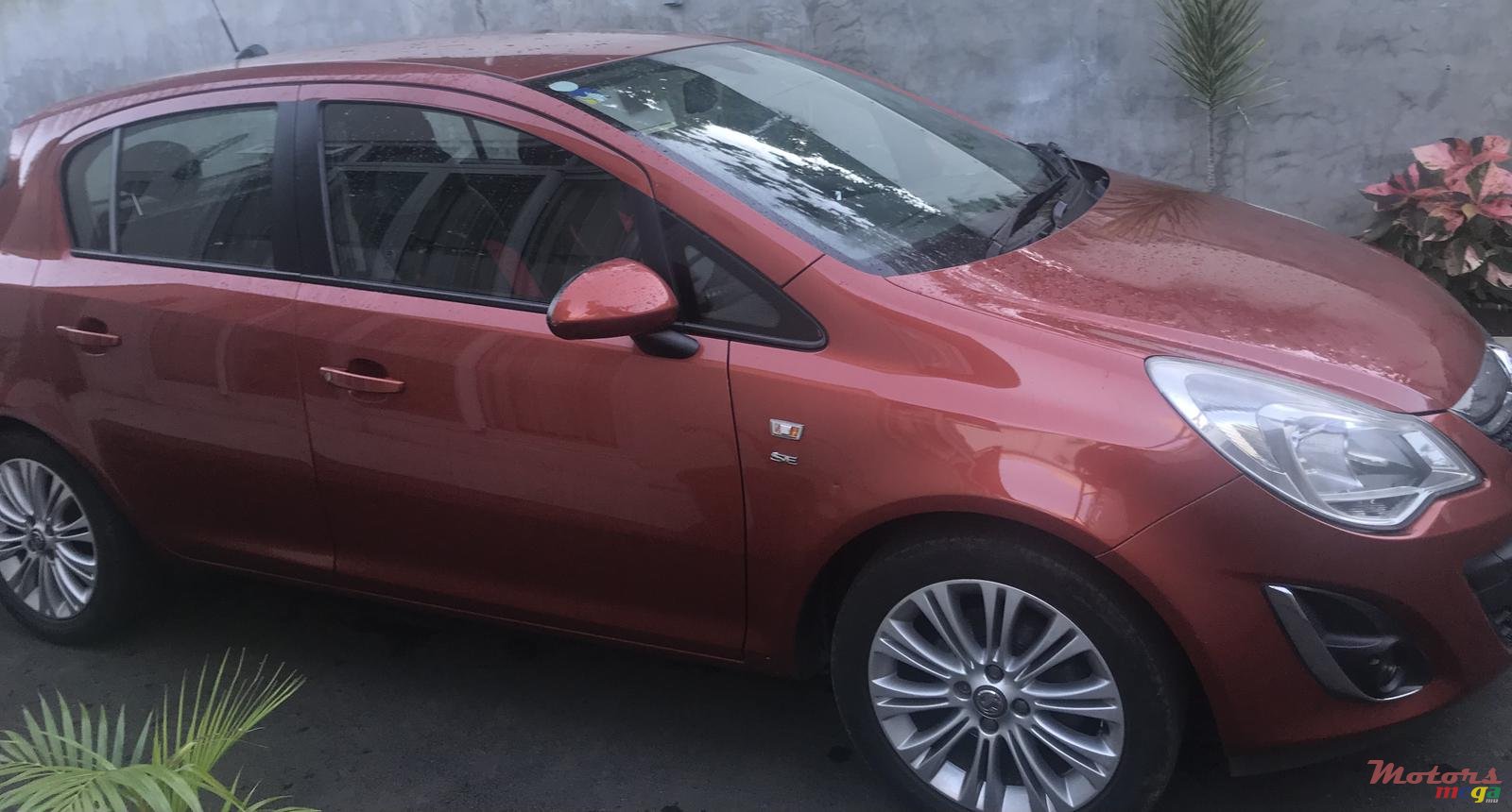 2013' Vauxhall Corsa photo #3