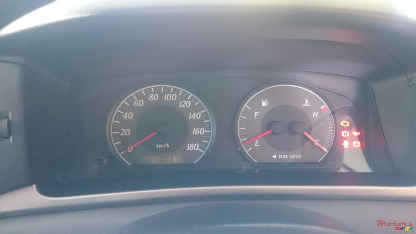 2005' Toyota Corolla NZE Grade X photo #4